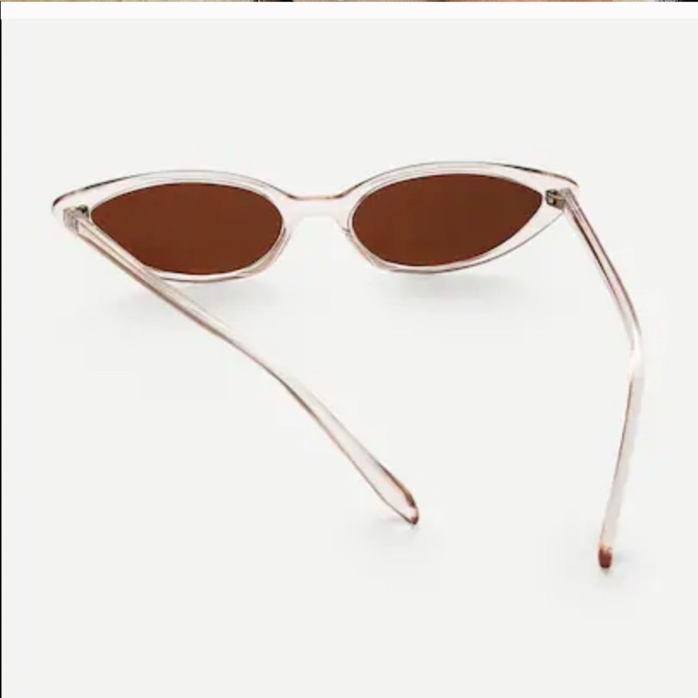 LAST ONE SALE NIB Pale Pink Cat Eye Sunglasses - Picture 2 of 4